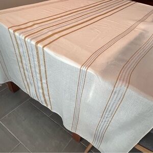 Vera Neumann Elegant Rectangle Cream Tablecloth 60x102 Gold Silver Stripe Clean